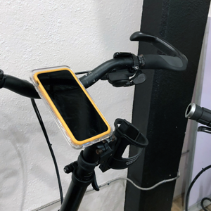 Quad Lock Out Front Phone Mount and Adaptor